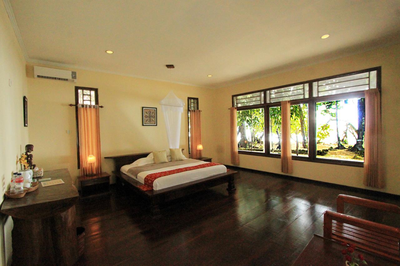 Rabia Waiwo Dive Resort Raja Ampat מראה חיצוני תמונה